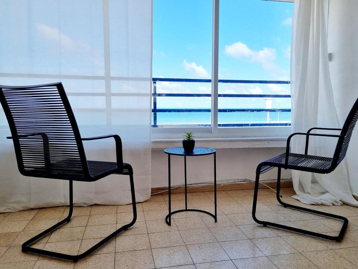 Shneider Apartments Sea ​​In The Window Haifa Exterior foto